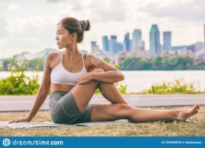 7 Best Stretches to Improve Your Pelvic Health